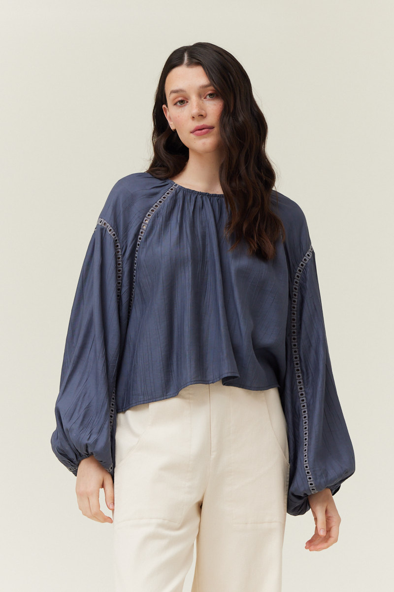 Clane STAND UP COLLAR GATHER TOPS - メルカリ